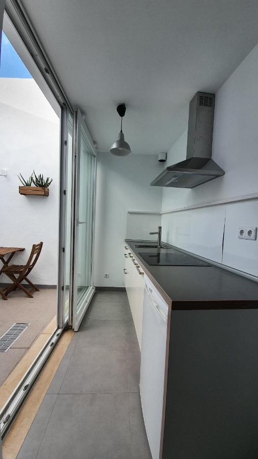Beautiful With Patio Apartment Carrapateira