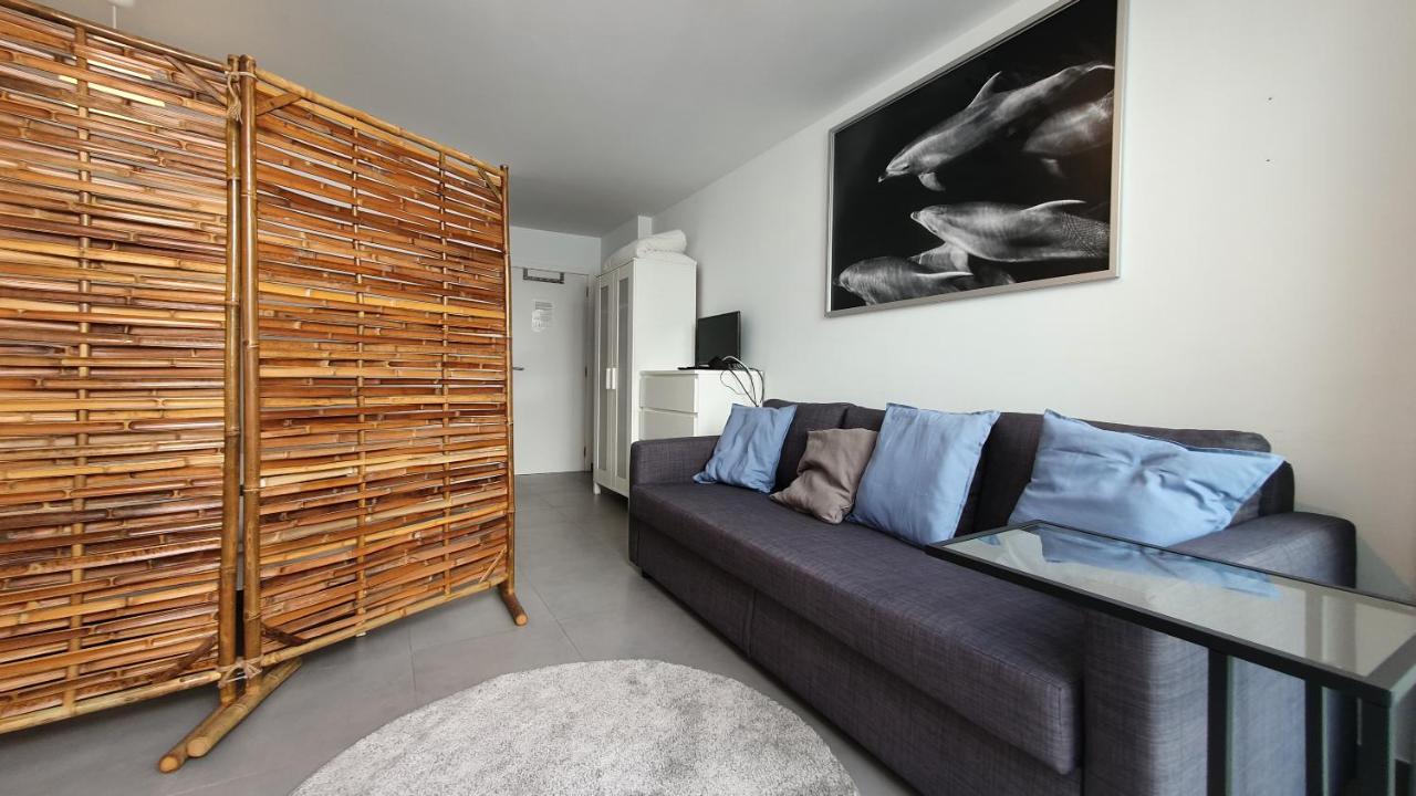 Beautiful With Patio Apartment